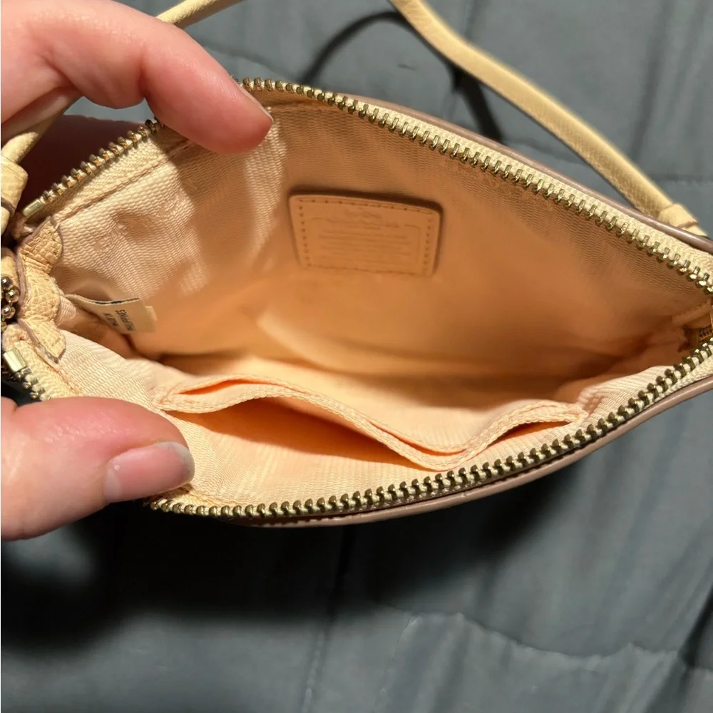 COACH Light Pink Pebbled Leather Wristlet - Picture 5 of 6